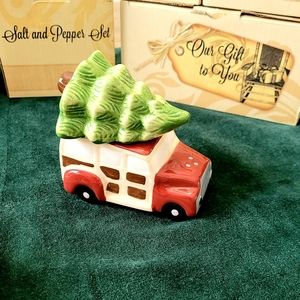 Salt and Pepper set Cracker Barrel Holiday Christmas tree and car gift set